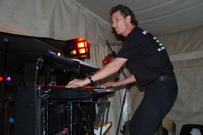 Mazar live Uli.jpg